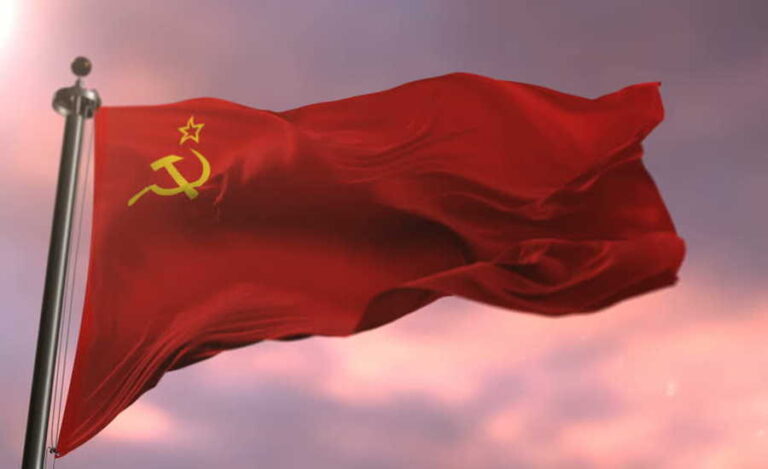 The Rise and Fall of the Soviet Union: A Comprehensive Analysis of One of History’s Most Powerful Empires